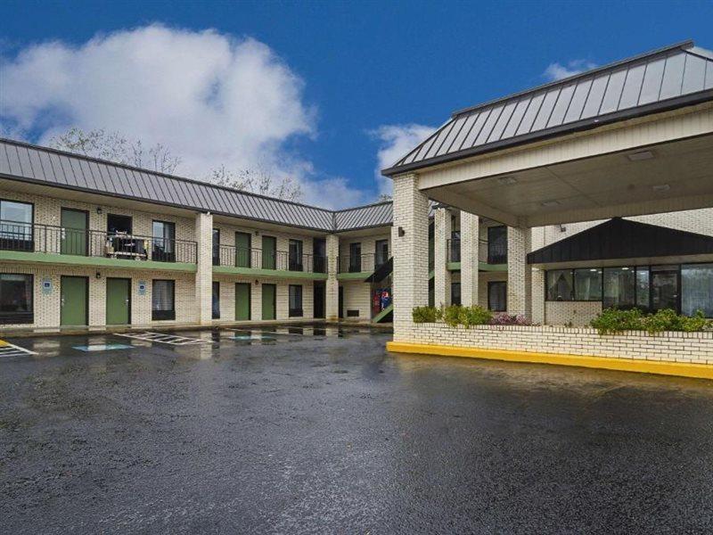 Quality Inn Raeford Ngoại thất bức ảnh