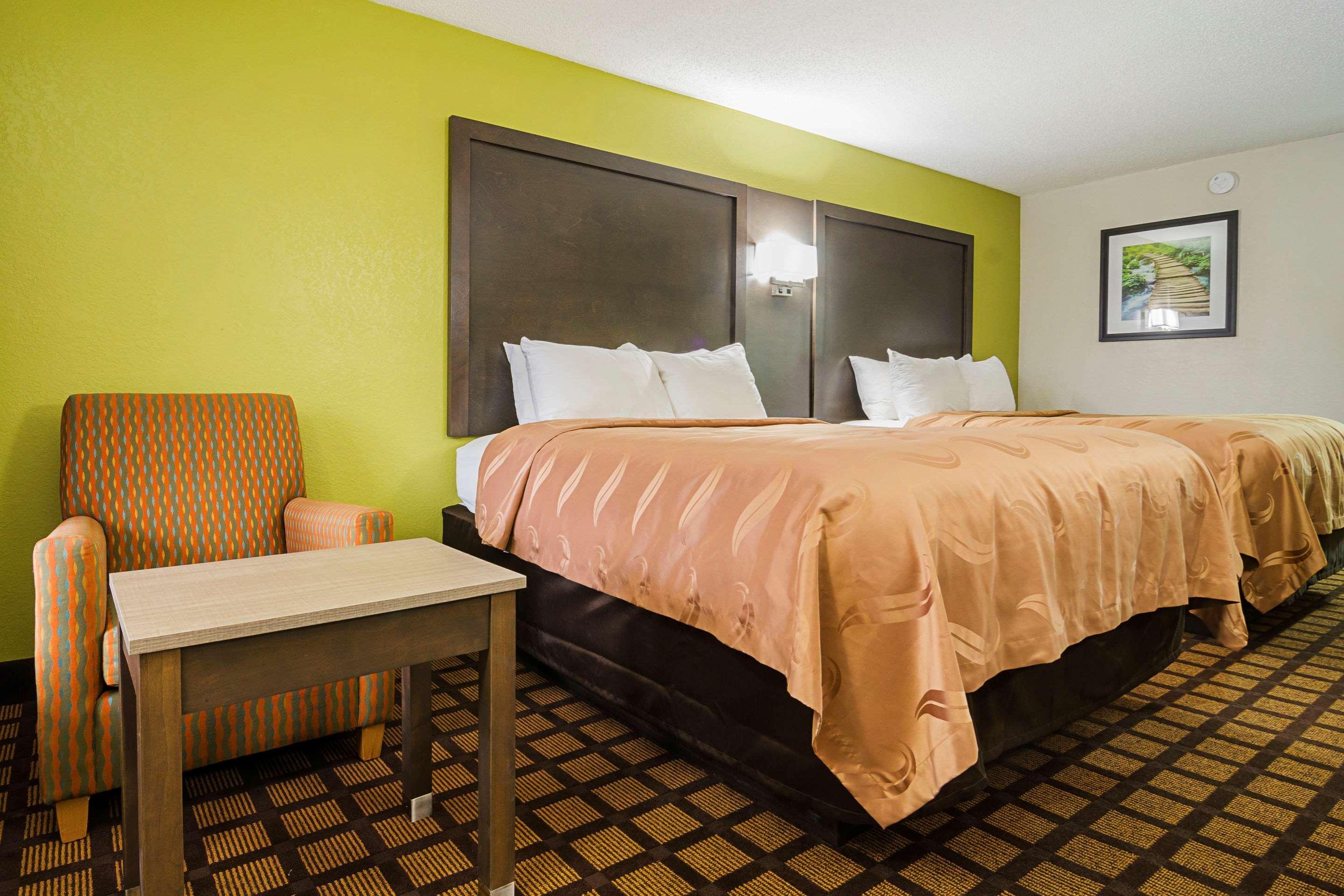 Quality Inn Raeford Ngoại thất bức ảnh
