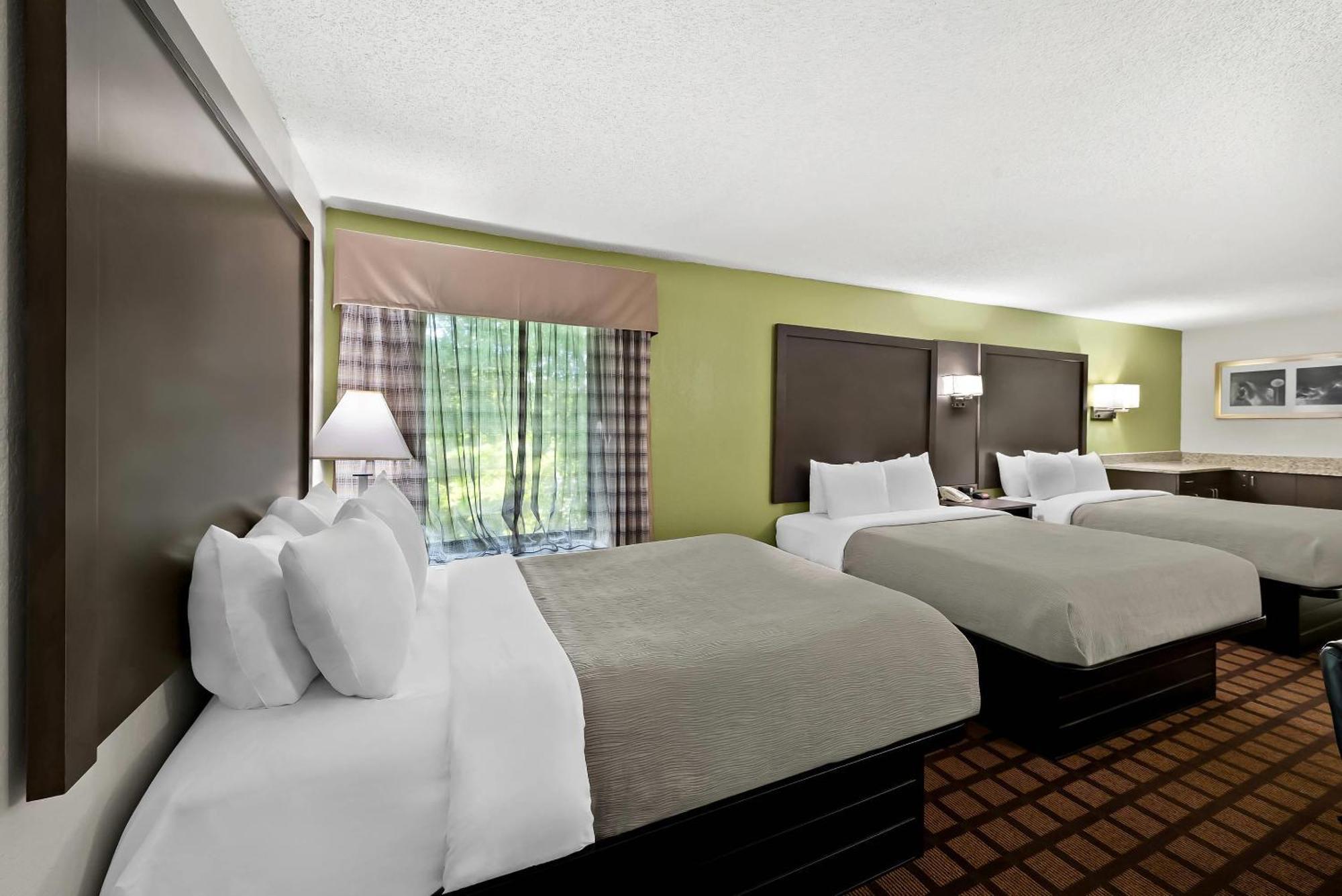 Quality Inn Raeford Ngoại thất bức ảnh