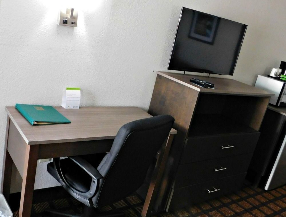 Quality Inn Raeford Ngoại thất bức ảnh